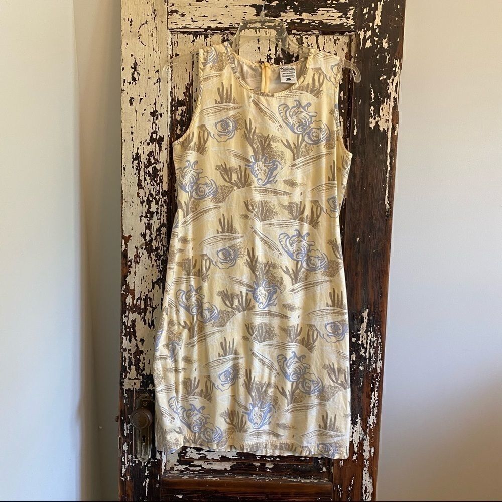 Women’s Columbia sleeveless dress. Size Medium.